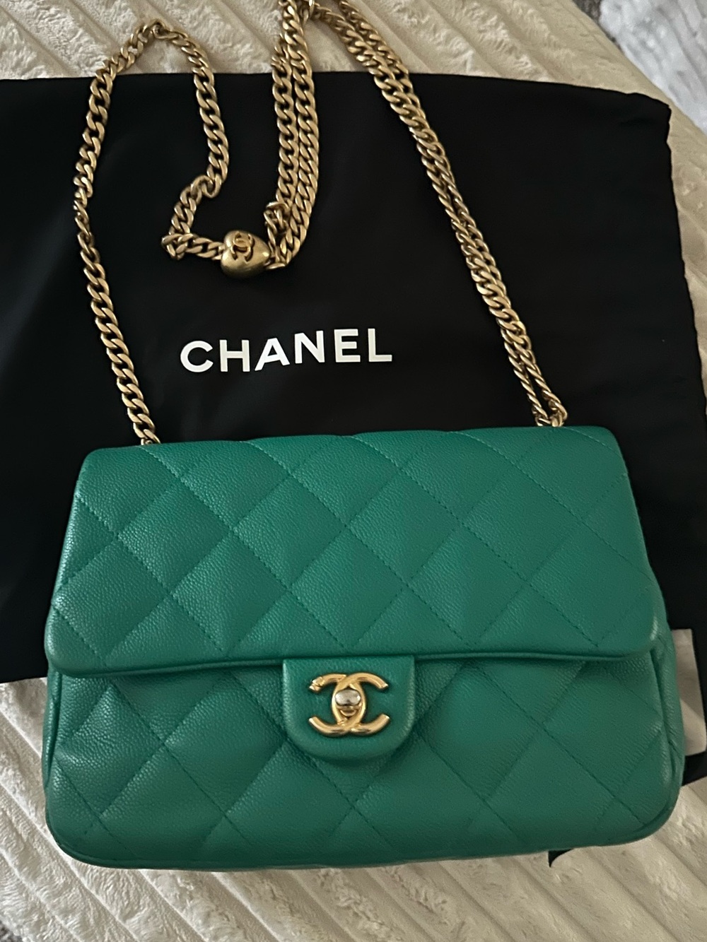 CHANEL Green Caviar Sweetheart Crush Small Flap Handbag - Picture 2 of 3